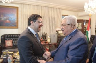 Le Président palestinien reçoit à Amman M. Bourita qui lui a transmis un message verbal de Sa Majesté le Roi