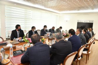 M. Nasser Bourita s'entretient avec le président de la commission parlementaire mixte Maroc-UE