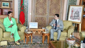 M. Nasser Bourita s’entretient avec la ministre belge de la Coopération au développement et de la Politique des Grandes villes